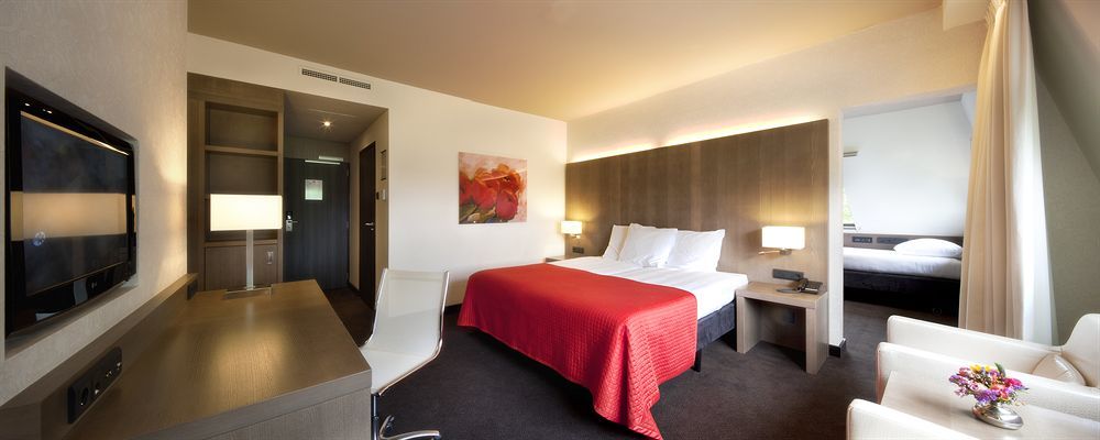 Van Der Valk Hotel De Bilt-Utrecht Екстериор снимка