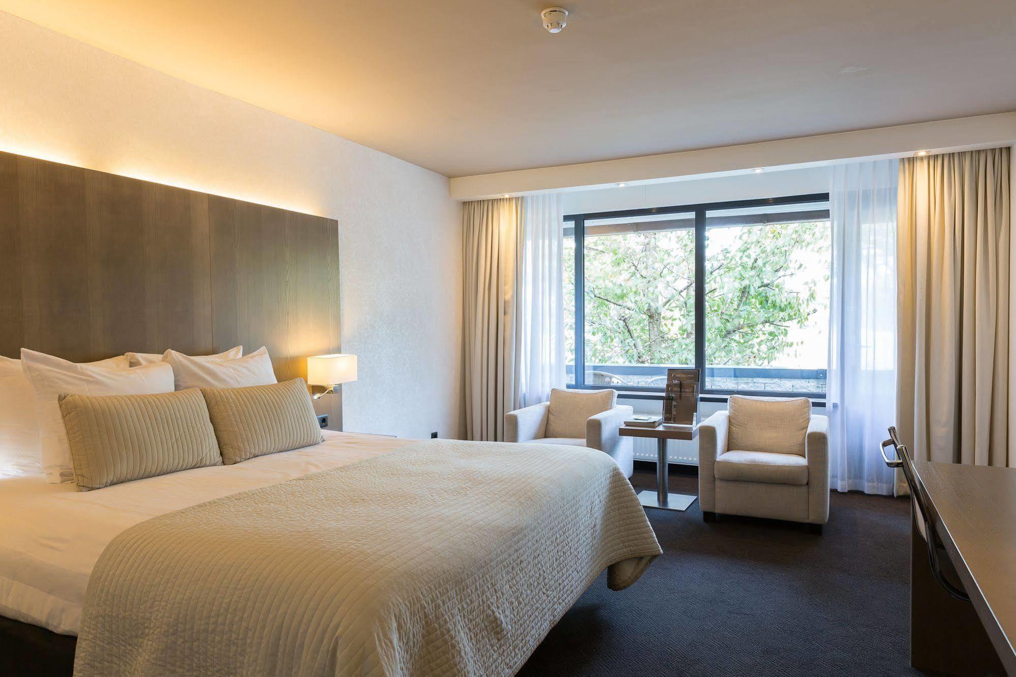 Van Der Valk Hotel De Bilt-Utrecht Екстериор снимка