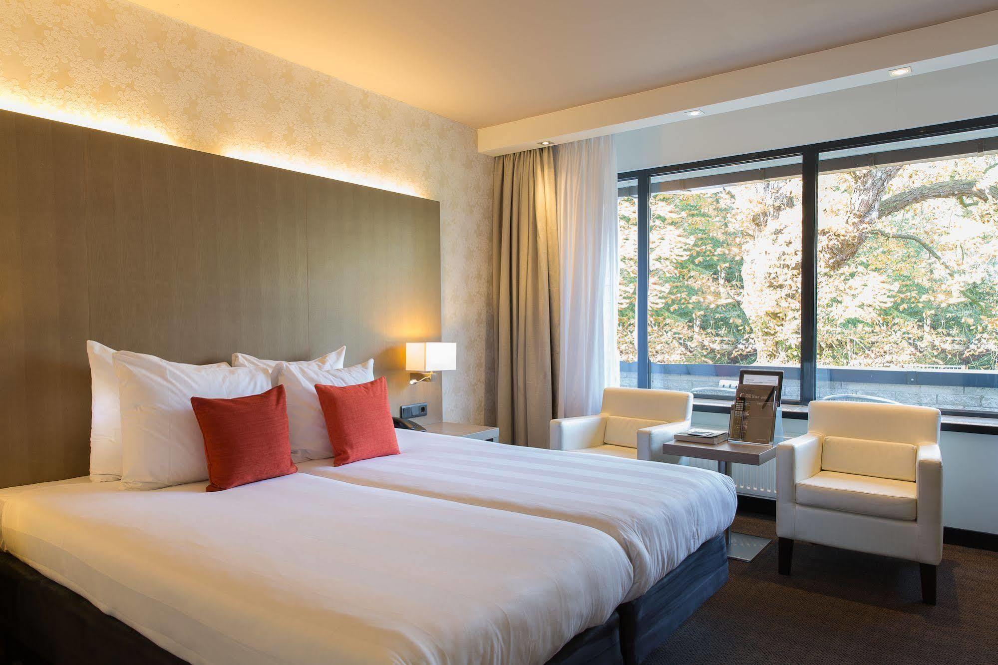 Van Der Valk Hotel De Bilt-Utrecht Екстериор снимка